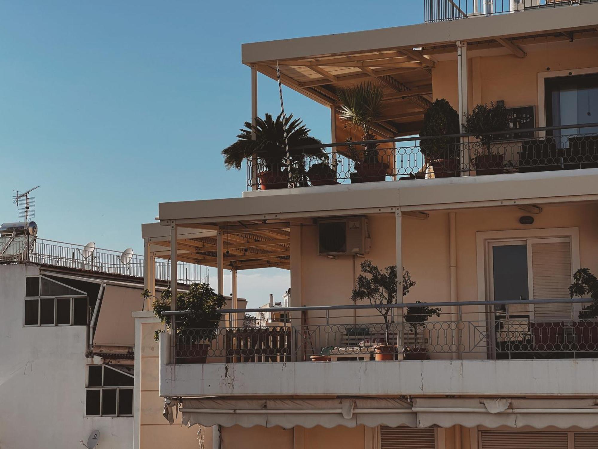 Cozy Studio In Zografou, Close To Hospitals Athens Ngoại thất bức ảnh